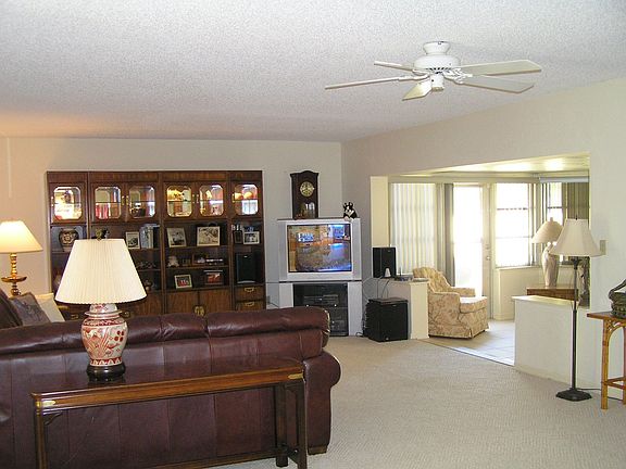 GREAT ROOM TO SUNROOM