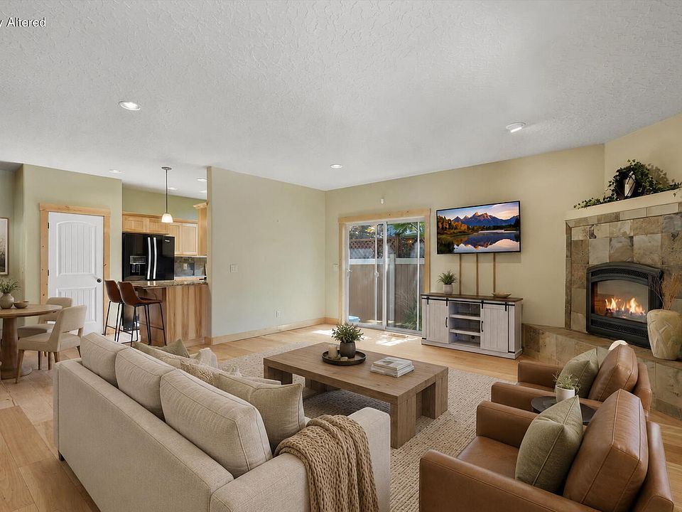 1st image of 61390 Merriewood Ct