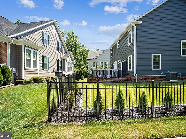 2216 Potomac River Blvd — Photo 66