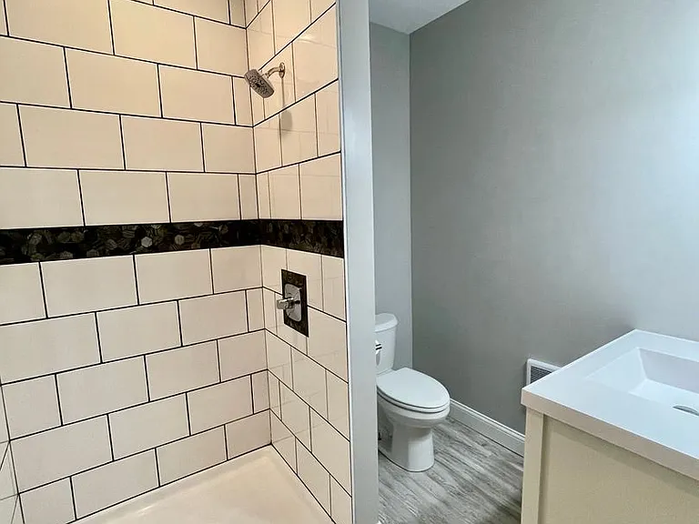 1 White Pl — Photo 6