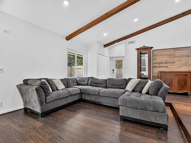 7813 Kenway Pl W — Photo 11