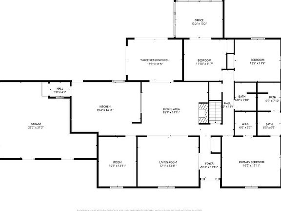 5th image of 1322 Main Street