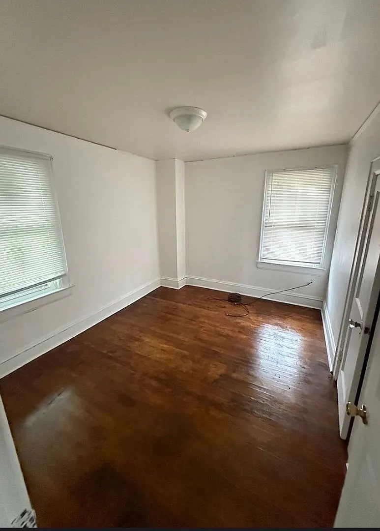 3 bed 1.5 Bath Home — Photo 4