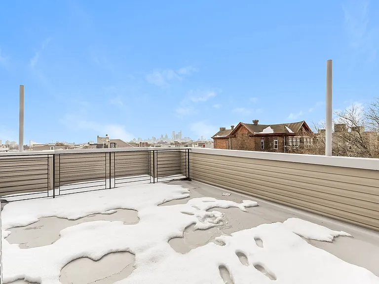 163 W Cumberland St — Photo 2