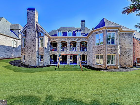 2nd image of 8150 Prestwick Cir