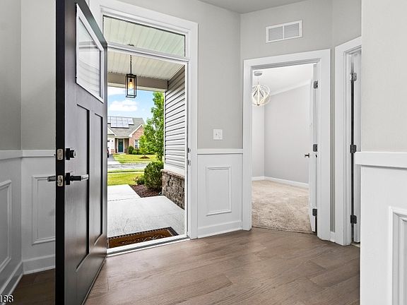 2nd image of 18 Mountain View Ln