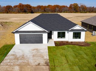 603 E Terrill Rd, Moberly, MO 65270