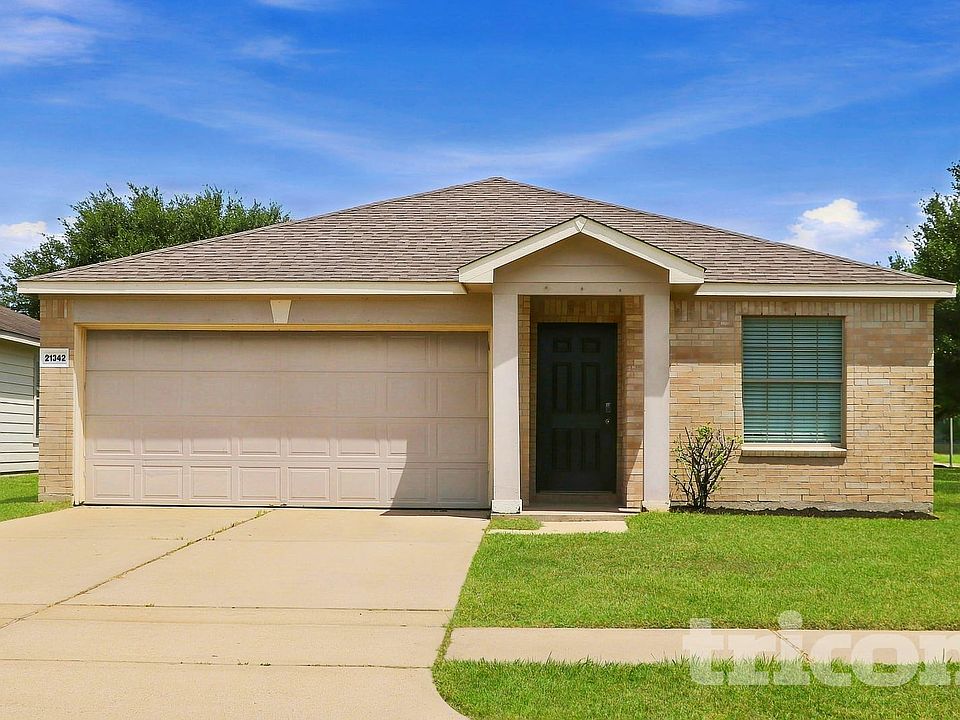 1st image of 21342 Bandera Ranch Ln