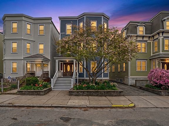 2nd image of 5 Mount Vernon St #2