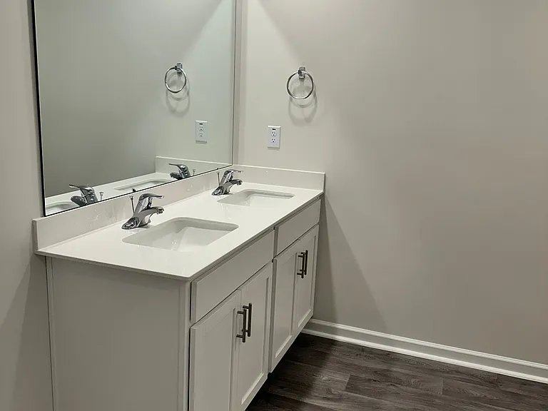 1351 Amberview Ln — Photo 46