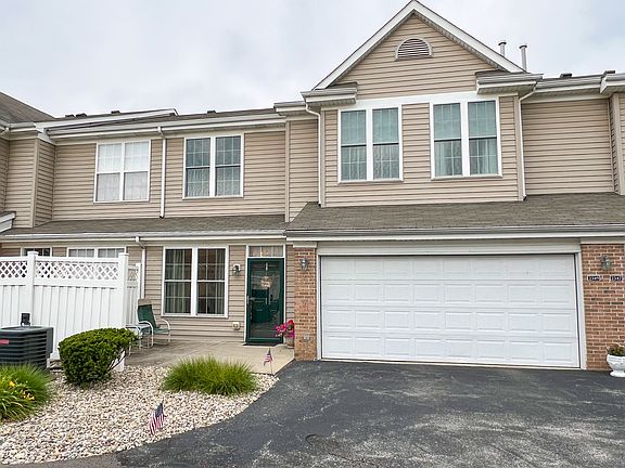 2nd image of 2349 Colfax Ln