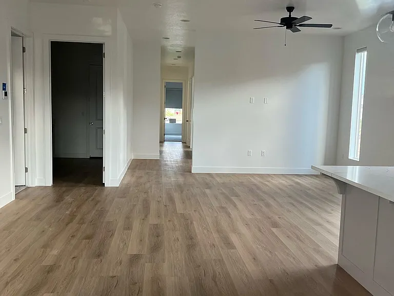 2907 E Snowberry Dr — Photo 5