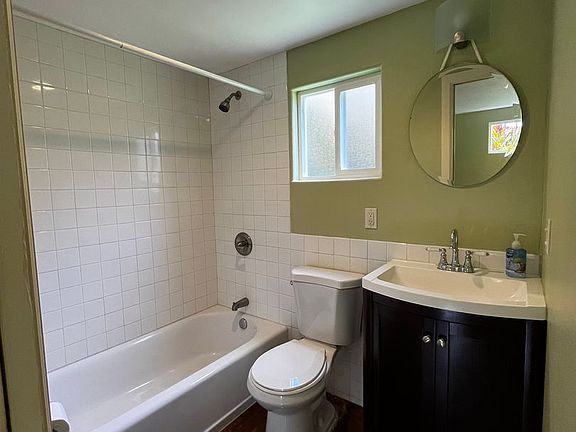 2nd image of 4010B Pai St