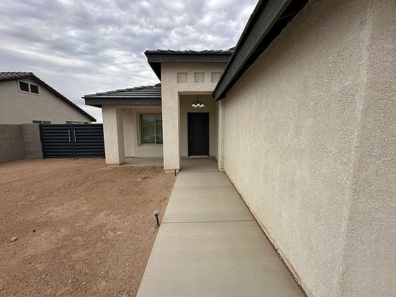 3rd image of 8742 E 40th Ln