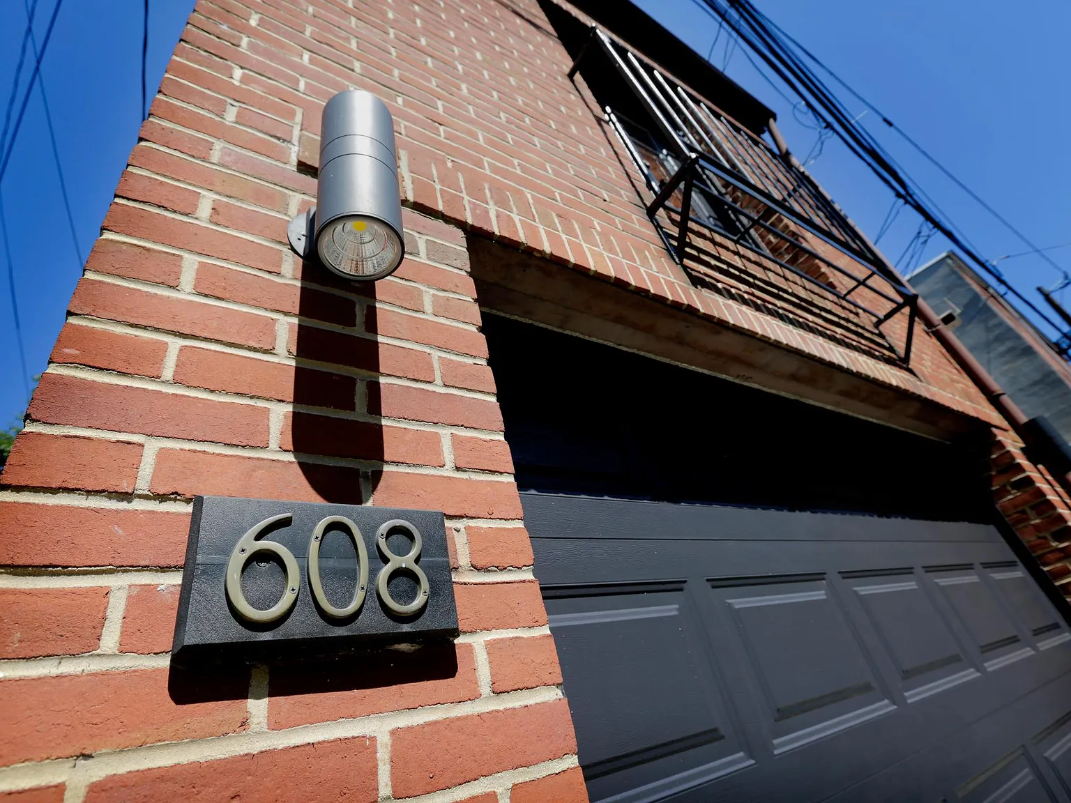 1 bed, 720 sqft, $2,095 — Photo 2