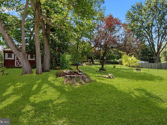 5th image of 4517 Winding Brook Dr #1