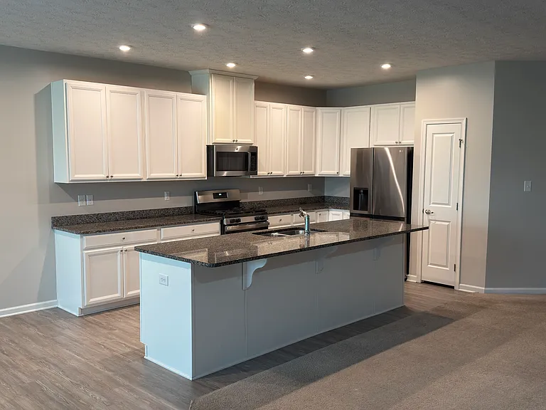 2125 Schmidt Dr — Photo 34
