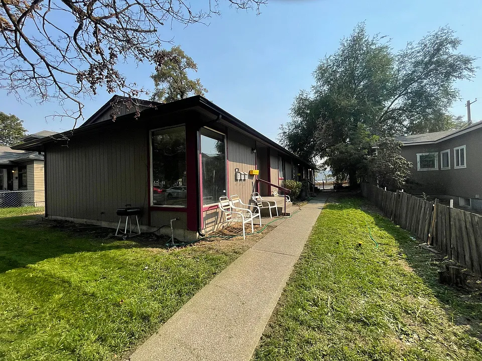 1812 E Mallon Ave #1816
