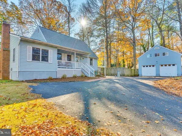 12974 Ottawa Dr, Lusby, MD 20657