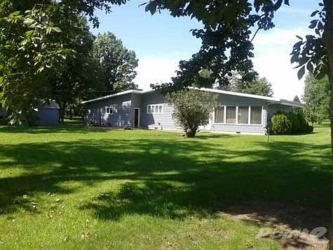 2nd image of 7091 Township Road 243