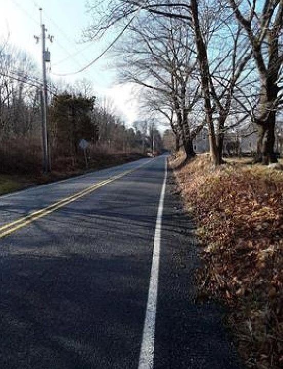 2nd image of 1240 Island Park Rd