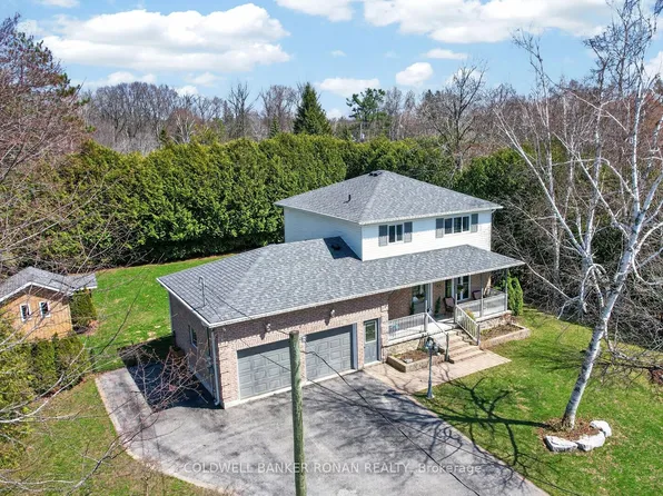31 Marie St, Georgina, ON L0E 1L0