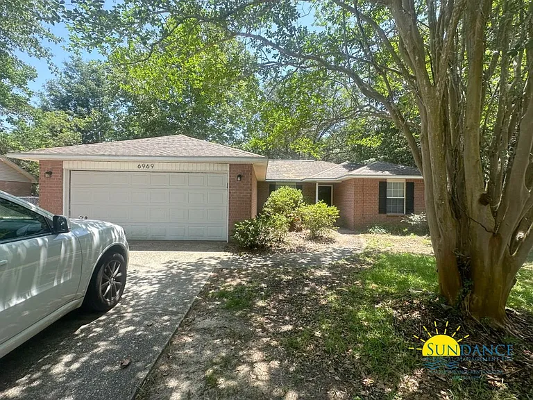 6969 E Bay Blvd — Photo 1