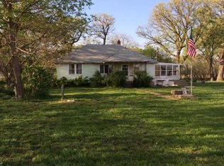 2880 Deep Creek Rd, Manhattan, KS 66502