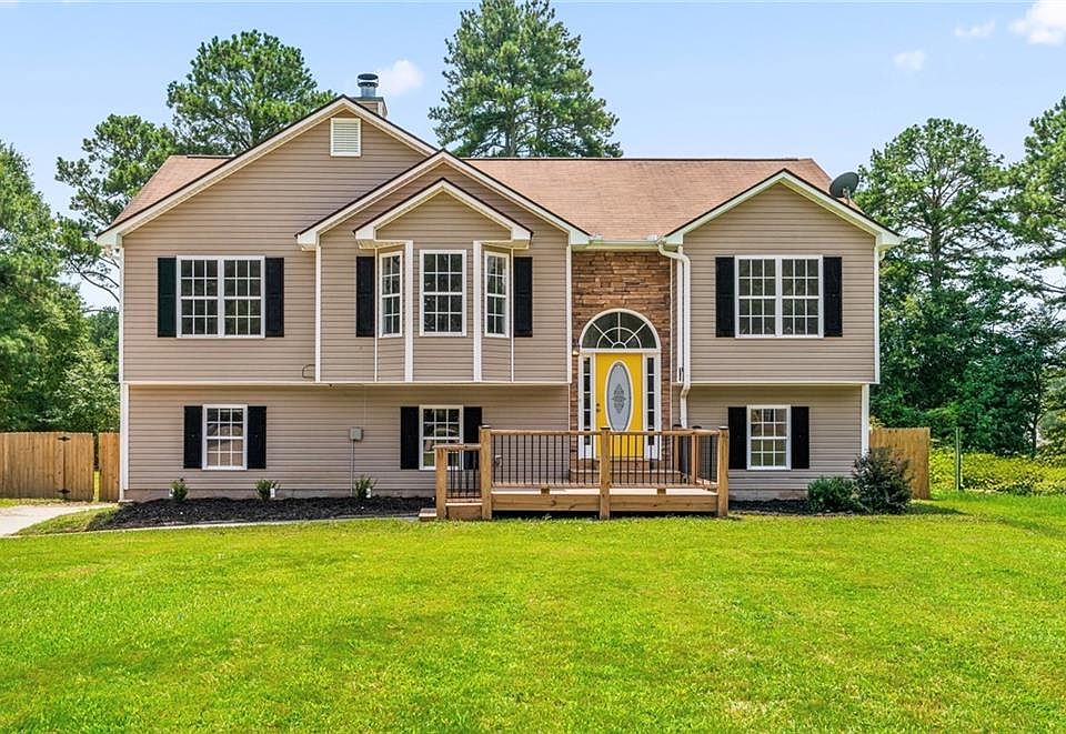 1st image of 29 Wood Cir