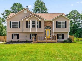 29 Wood Cir, Villa Rica, GA 30180