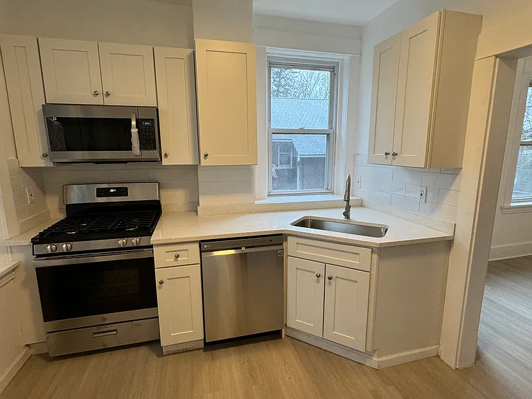 496 Gettysburg St #2 — Photo 20