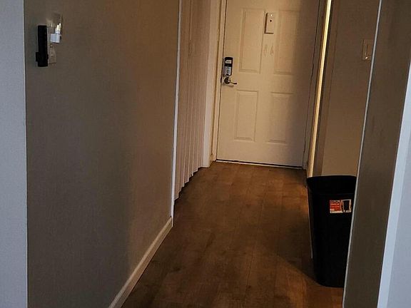 3rd image of 4200 Montgomery Blvd NE APT 200