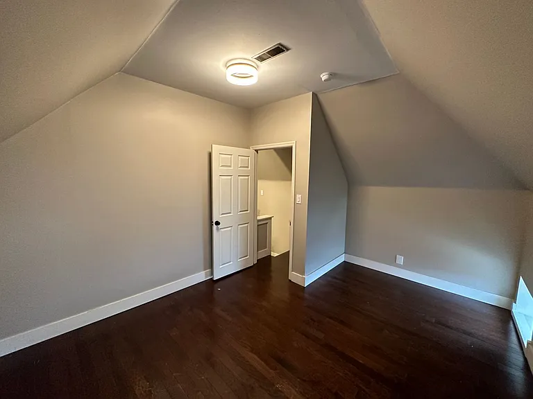 46 W Starr Ave — Photo 29