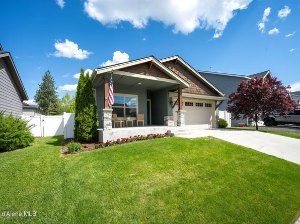6644 N Idlewood Dr, Coeur D Alene, ID 83815