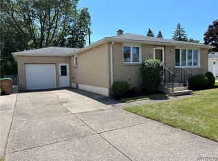 11 Bory Dr, Depew, NY 14043