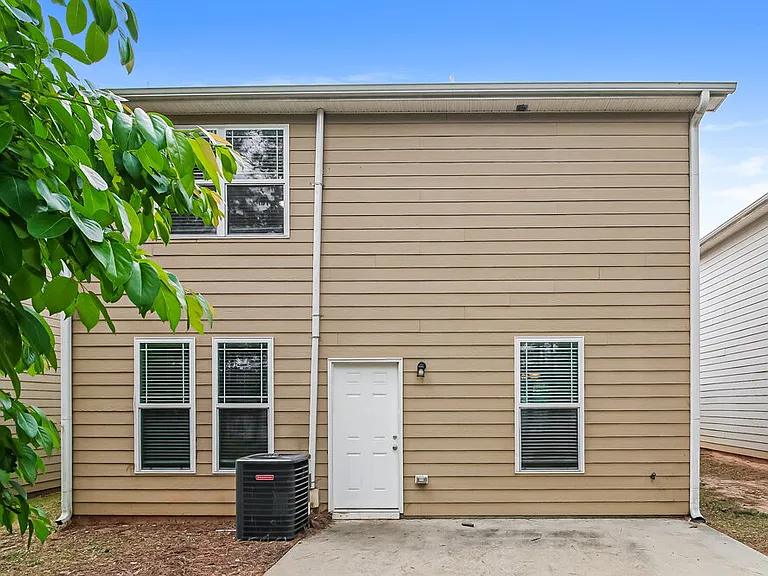 1510 Persimmon Trce — Photo 17