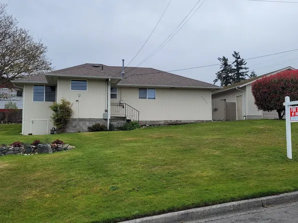 3911 S Ave, Anacortes, WA 98221
