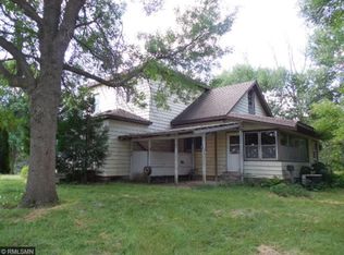 501 Asta Ave W, Grove City, MN 56243