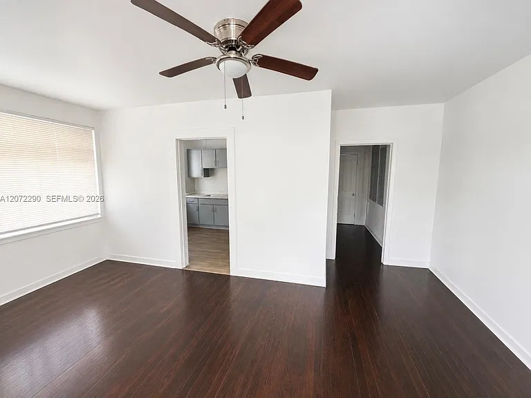 955 Buchanan St #3 — Photo 2