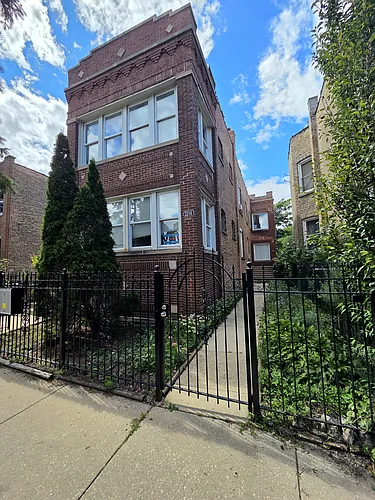 2246 N Springfield Ave #1 Photo 1