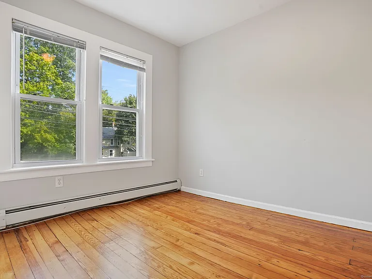 102 Wooster St — Photo 14