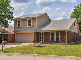 915 Danforth Pl, Arlington, TX 76017