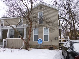 217 W Sibley St, Howell, MI 48843