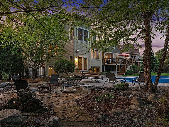 4th image of 1374 Whistler Point Cir