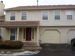 157 Hazelnut Dr, Streamwood, IL 60107