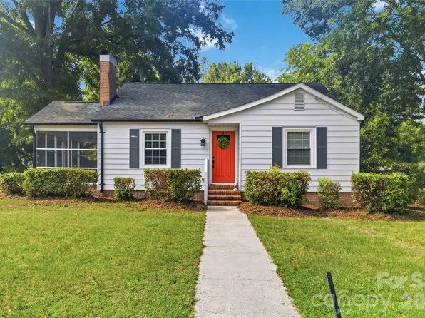 201 W Elm St, Wingate, NC 28174