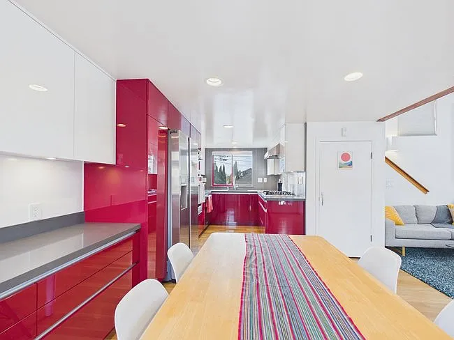2 bed, 1636 sqft, $4,395 — Photo 3
