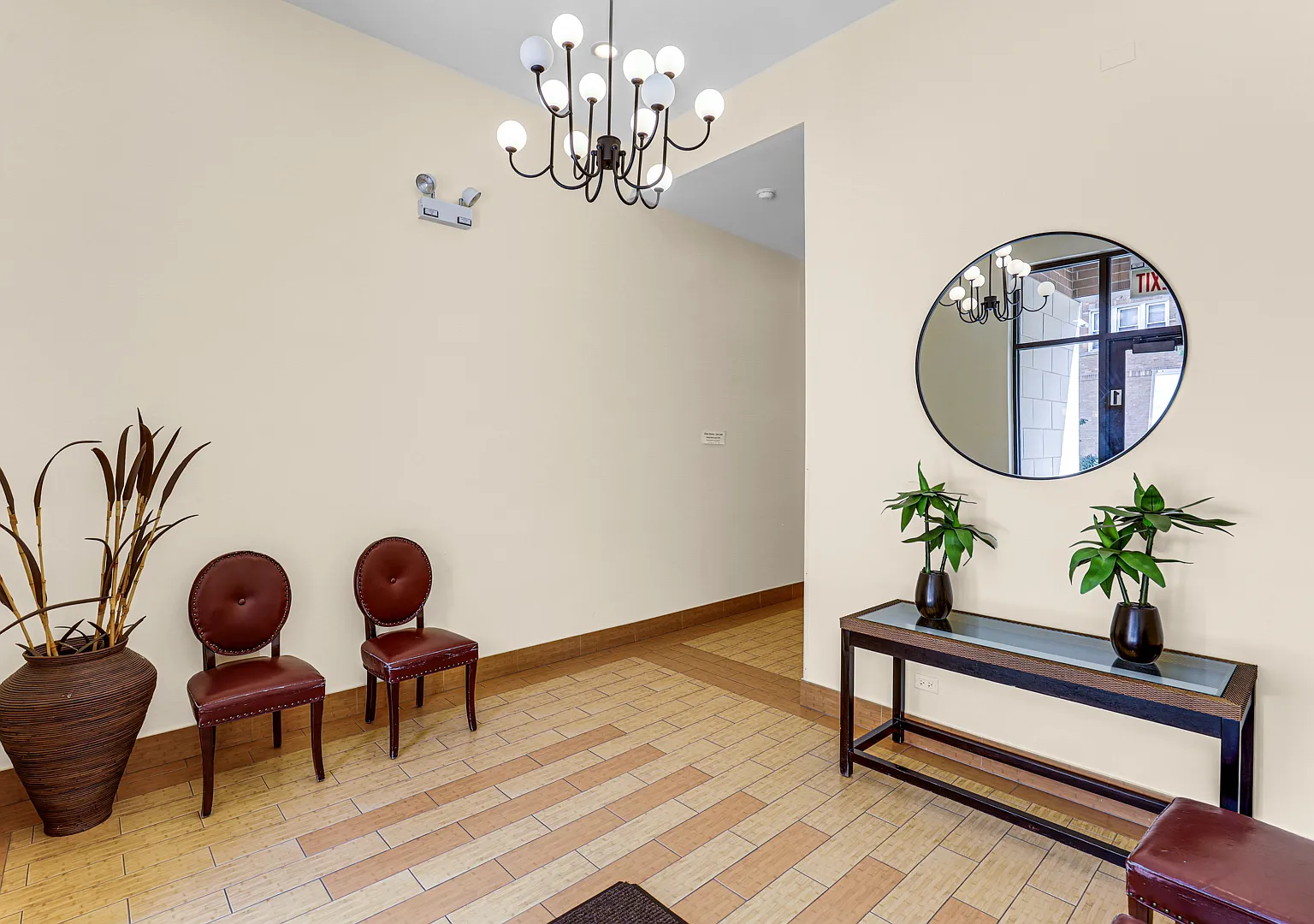 2 bed, 1103 sqft, $3,450 — Photo 3
