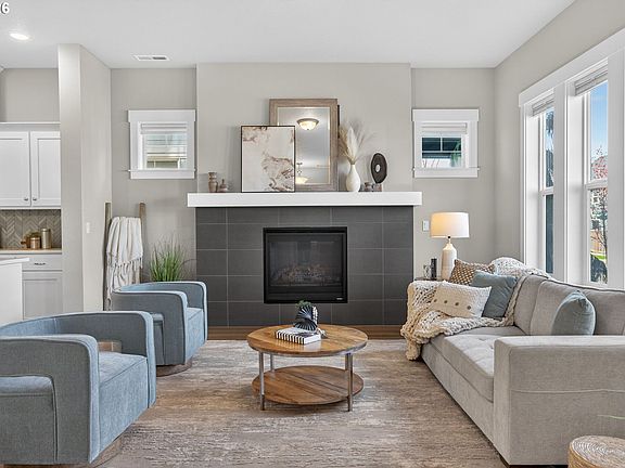 5th image of 7002 SE Genrosa St