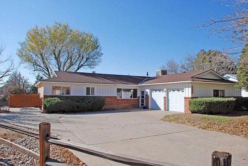 1st image of 10408 Sierra Bonita Pl NE